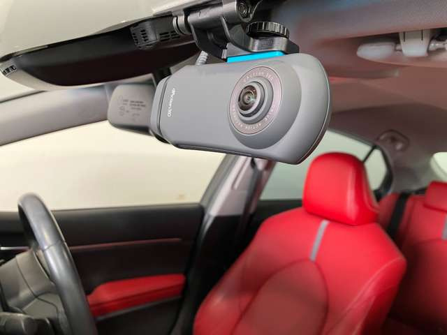 カムリ2.5 WS ブラック エディション E-Four 4WD