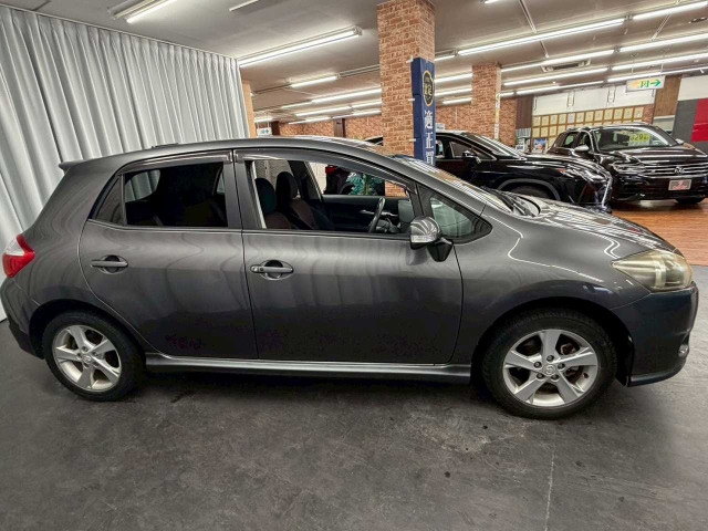 オーリス1.5 150X Sパッケージ