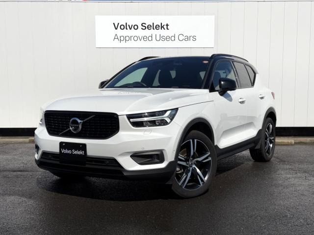 XC40B4 AWD Rデザイン 4WD