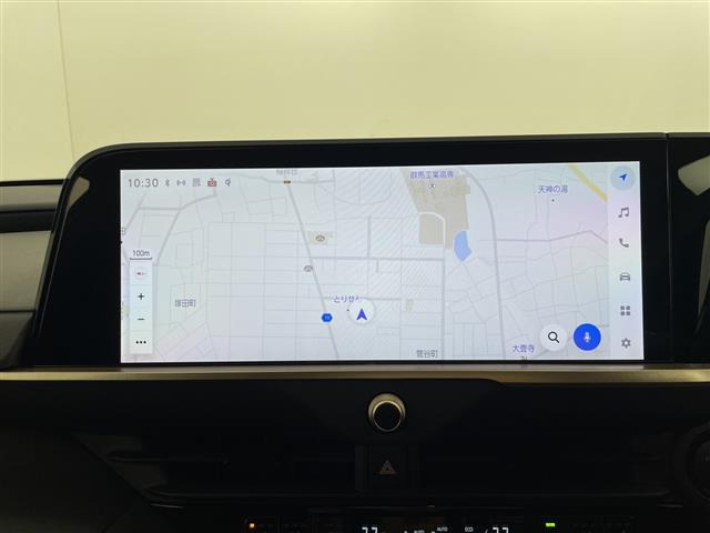 クラウンスポーツ2.5 Z E-Four 4WD