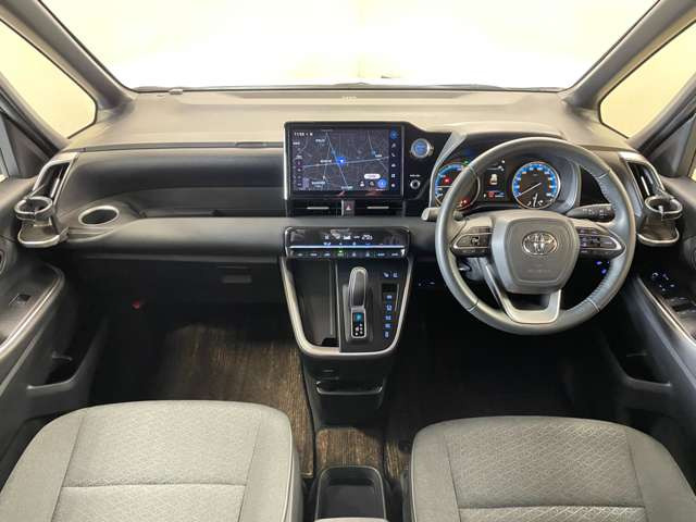 ���D�݂̃I�v�V�����𑕒����Č�[�Ԃ��邱�Ƃ��\�ł��B�i�r�E�o�b�N�J�����EETC�E��ȃt���b�v�_�E�����j�^�[�E�R�[�e�B���O�E�V�[�g�J�o�[�E�h���C�u���R�[�_�[�E�G���W���X�^�[�^�[ �ȂǂȂǎ戵����!