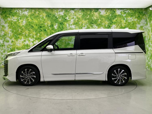 ヴォクシー1.8 ハイブリッド S-Z