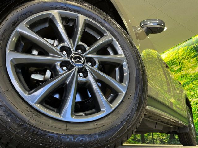 �y����17�C���`�A���~�z�C�[���z�O�ςɃ}�b�`���������A���~�z�C�[���𑕒����Ă���܂��B�e��ЊO�A���~�z�C�[����A�X�^�b�h���X�^�C�����戵�����Ă���܂��B���񂲑��k����������