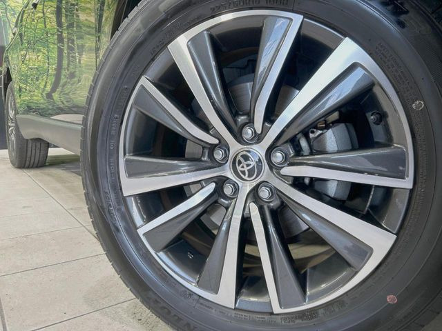 �y����18�C���`�A���~�z�C�[���z�O�ςɃ}�b�`���������A���~�z�C�[���𑕒����Ă���܂��B�e��ЊO�A���~�z�C�[����A�X�^�b�h���X�^�C�����戵�����Ă���܂��B���񂲑��k����������