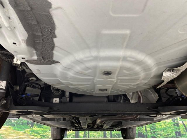 下回りがきれいなうちに、防錆加工の施工がオススメ。降雪地域はもちろん、沿岸部にお住いの方や、趣味でマリン・ウィンタースポーツをされる方にご好評いただいております。