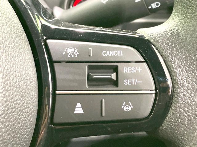 �y�A�_�v�e�B�u�N���[�Y�R���g���[���z�������H�ł̒��������s���y��!!�����ő��x��ۂN���[�Y�R���g���[�����A�Փˌy���V�X�e���ƘA�g���A�O���̎ԗ������m���ĎԊԂ�ۂ悤�ɑ��x���߂��Ă���܂�!!