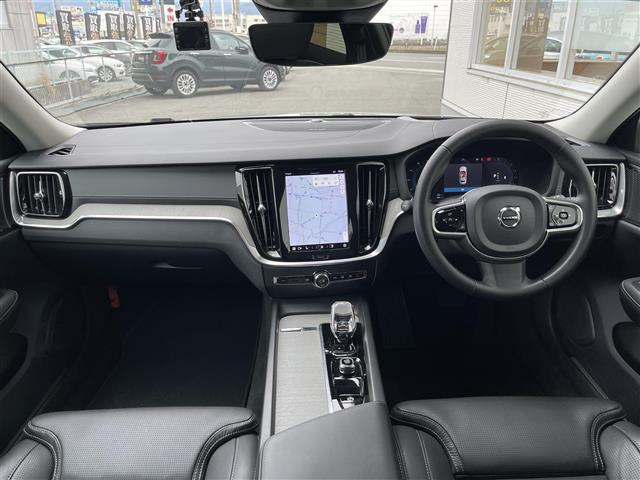 V60アルティメット B4 ダーク エディション