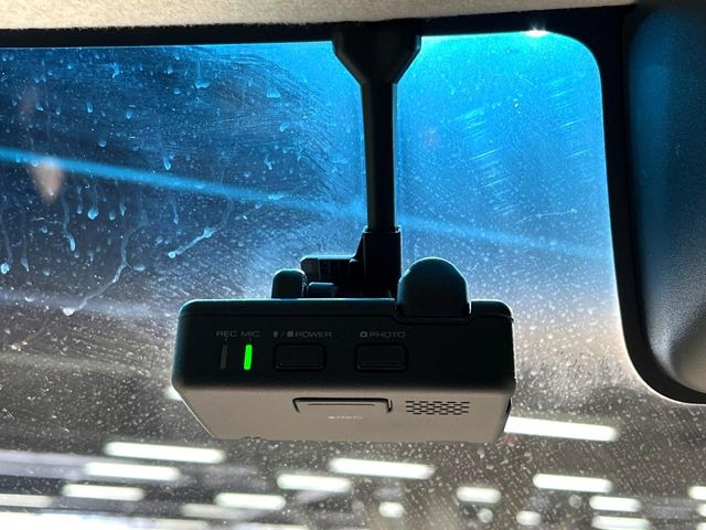 �y�h���C�u���R�[�_�[�z�h���C�u���R�[�_�[����!���s���͂������A������^�]�⎖�̂ɑ��������ہA�f���ŋL�^���A����̃��X�N�ɔ����܂��B���L�^�pSD�J�[�h�͂��q�l�����g�ł��������������K�v������܂��B