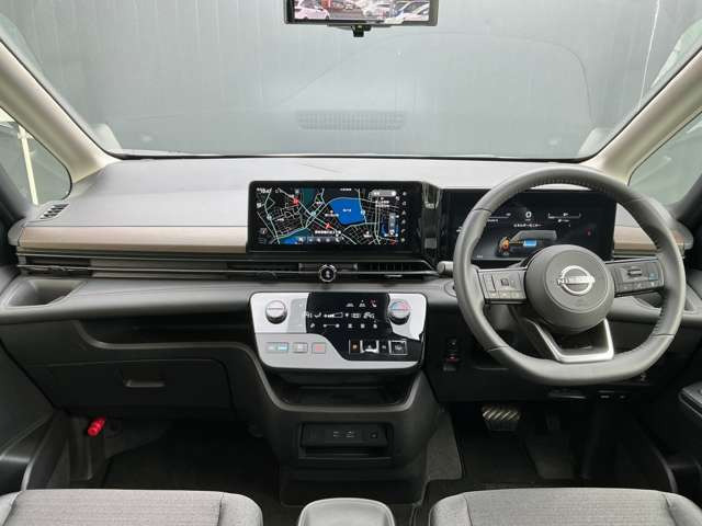 セレナ1.4 e-4ORCE ハイウェイスターV 4WD