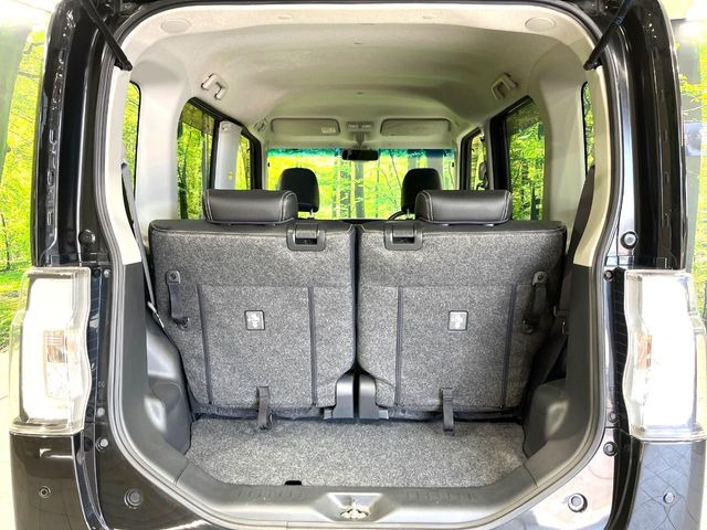 ���i�̂���������ʋ΁A���}���ɏ\���ȉ׎��X�y�[�X���m�ۂ��Ă���܂��B�Z�J���h�V�[�g��|���ƁA�傫�ȉו��̐ύڂ��\�ł���