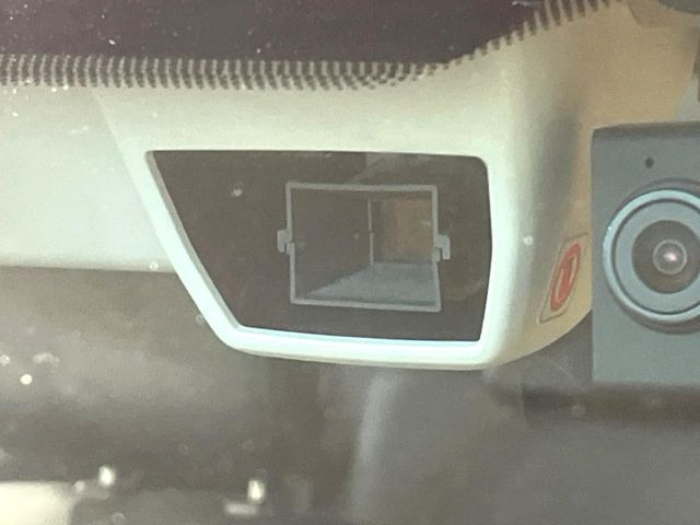 �y�A�C�T�C�gVer2�z�O���̎ԗ��������m���A�Փ˂������Ȏ��͌x��Œ��ӂ𑣂��A�u���[�L�𓥂ޗ͂��T�|�[�g�B�u���[�L�𓥂߂Ȃ������ꍇ�͏Փ˔�Q�y���u���[�L���쓮�A�Փˉ�����T�|�[�g���܂��B