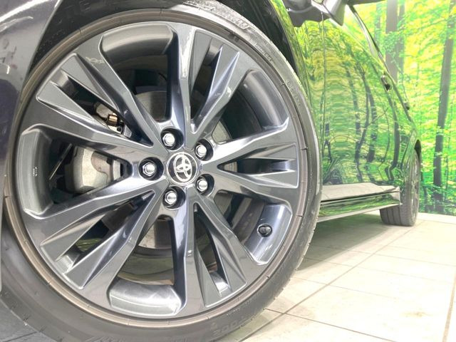 �y����17�C���`�A���~�z�C�[���z�O�ςɃ}�b�`���������A���~�z�C�[���𑕒����Ă���܂��B�e��ЊO�A���~�z�C�[����A�X�^�b�h���X�^�C�����戵�����Ă���܂��B���񂲑��k����������