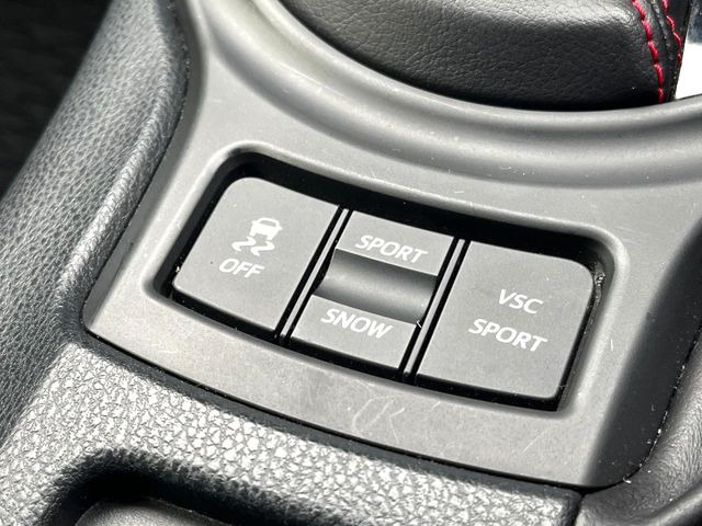 �y������h�~���u�z�ԗ��̉���������m����ƁA�����I�Ɏԗ��̐i�s������ۂ悤�Ɏԗ��𐧌䂵�܂��B�J�̓��ȂǊ���₷���H�ʏ󋵂ł����S�ȉ^�]���\�ł��B