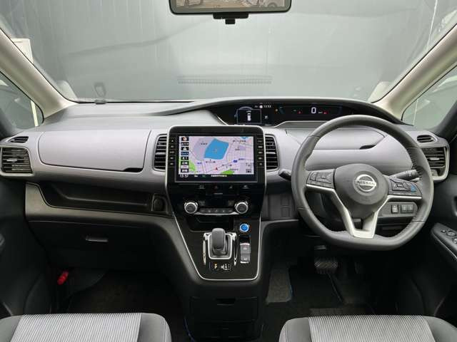 セレナ1.2 e-POWER ハイウェイスターV