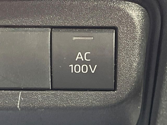 【1500Wアクセサリーコンセント】消費電力1500Wまでの家電が使えます。キャンプやスポーツ・アウトドアでのアクティビティはもちろん、災害・停電の際に大活躍♪