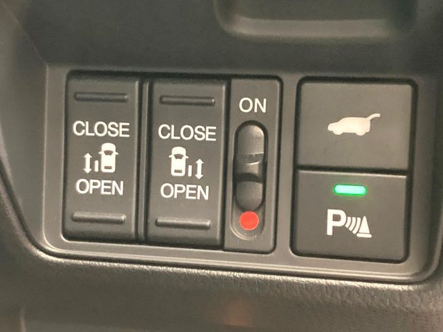 �y�����p���[�X���C�h�h�A�z�X�}�[�g�L�[��^�]�Ȃ̃X�C�b�`�Ō�ȗ����X���C�h�h�A�̊J���\���d��������͂����ăh�A���J����K�v�������A�����Ȃ��q�l�ł��ȒP�ɊJ���߂ł����K�ł���