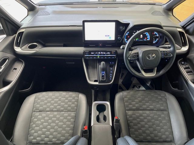 ヴォクシー1.8 ハイブリッド S-Z