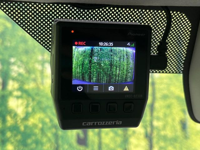 �y�h���C�u���R�[�_�[�z�h���C�u���R�[�_�[����!���s���͂������A������^�]�⎖�̂ɑ��������ہA�f���ŋL�^���A����̃��X�N�ɔ����܂��B���L�^�pSD�J�[�h�͂��q�l�����g�ł��������������K�v������܂��B