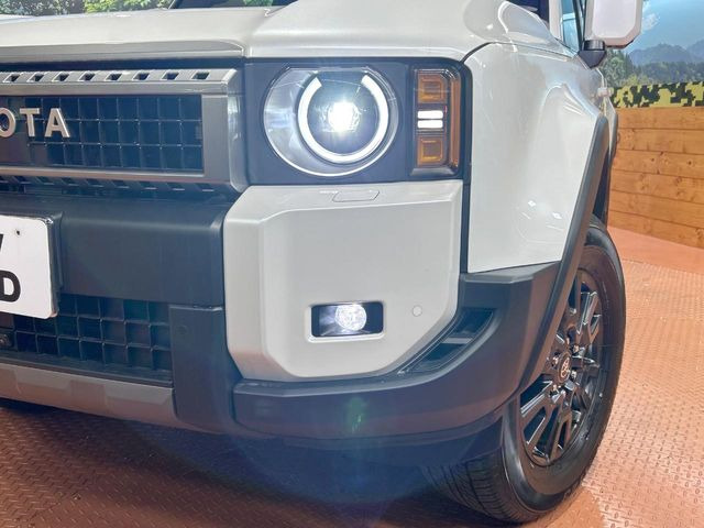 �yLED�w�b�h���C�g�z���V����ԑ��s�����ǍD�Ȏ��E���m�ۂ����S���ĉ^�]�ł��鍂�P�xLED�w�b�h���C�g�𑕔�!�_�����x�������A����d�͂��}�����Ă��܂��B