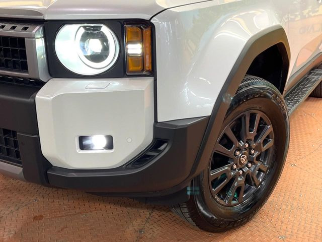 �y�ۖ�LED�w�b�h���C�g�z���V����ԑ��s�����ǍD�Ȏ��E���m�ۂ����S���ĉ^�]�ł��鍂�P�xLED�w�b�h���C�g�𑕔�!�_�����x�������A����d�͂��}�����Ă��܂��B