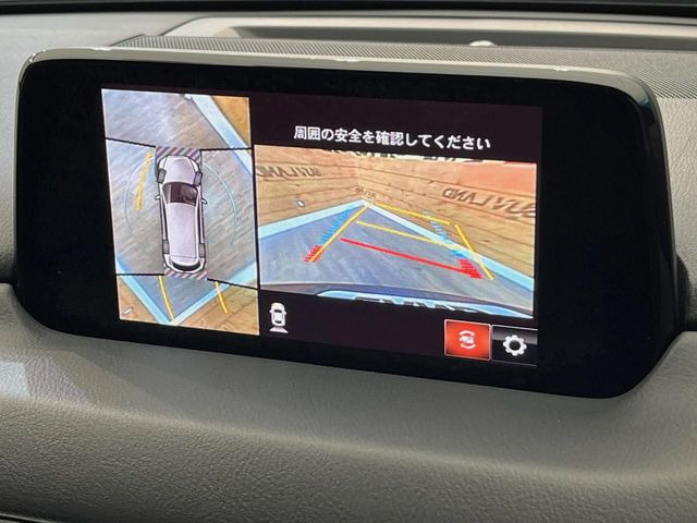 �y360&deg;�r���[���j�^�[�z��p�̃J�����ɂ��A�ォ�猩���낵���悤�Ȏ��_��360�x�N���}�̎��͂��m�F���邱�Ƃ��ł��܂������p�������m�F���₷���A�����ꏊ�ł̐؂�Ԃ��⒓�Ԃ��X���[�Y�ɍs���܂��B