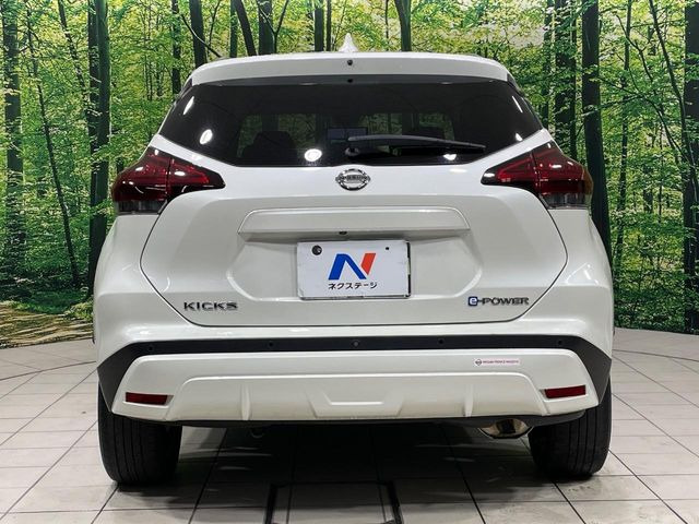 安心の最長10年・走行無制限保証(有償)をご用意。保証内容も充実はもちろん、無料点検&オイル交換や、年中無休の全国・24時間ロードサービスも付帯されておりますのでご安心下さい。