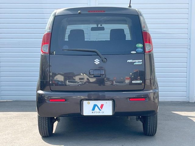 安心の最長10年・走行無制限保証(有償)をご用意。保証内容も充実はもちろん、無料点検&オイル交換や、年中無休の全国・24時間ロードサービスも付帯されておりますのでご安心下さい。