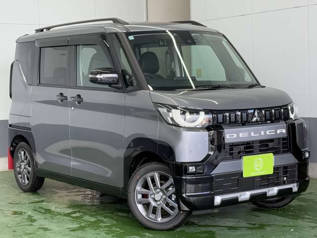 デリカミニT プレミアム 4WD