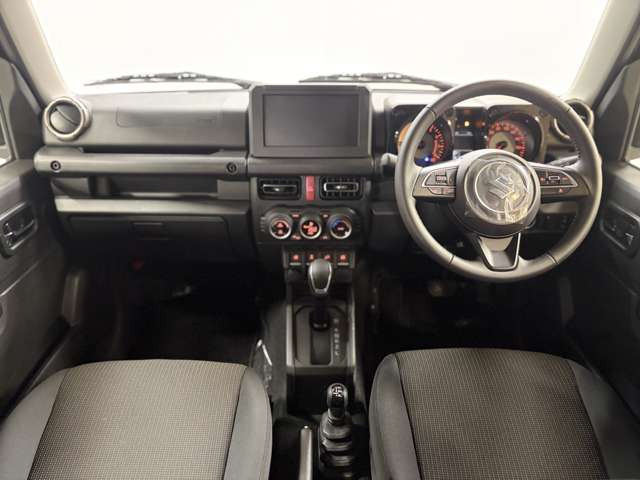 ���D�݂̃I�v�V�����𑕒����Č�[�Ԃ��邱�Ƃ��\�ł��B�i�r�E�o�b�N�J�����EETC�E��ȃt���b�v�_�E�����j�^�[�E�R�[�e�B���O�E�V�[�g�J�o�[�E�h���C�u���R�[�_�[�E�G���W���X�^�[�^�[ �ȂǂȂǎ戵����!