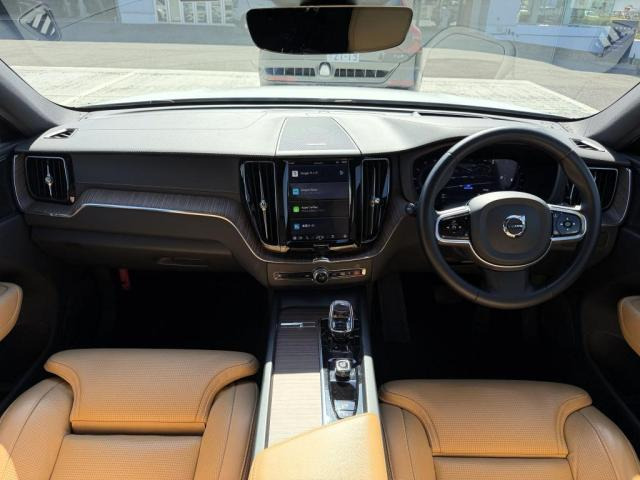 XC60アルティメット B5 AWD 4WD