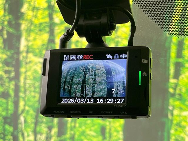 �y�h���C�u���R�[�_�[�z�h���C�u���R�[�_�[����!���s���͂������A������^�]�⎖�̂ɑ��������ہA�f���ŋL�^���A����̃��X�N�ɔ����܂��B���L�^�pSD�J�[�h�͂��q�l�����g�ł��������������K�v������܂��B