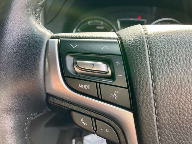 �^�]���ł���𗣂����ɃI�[�f�B�I�̑��삪�ł���w�X�e�A�����O�X�C�b�`�x�@�\������܂�!