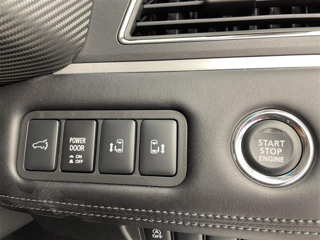 デリカD:52.2 ブラック エディション 4WD