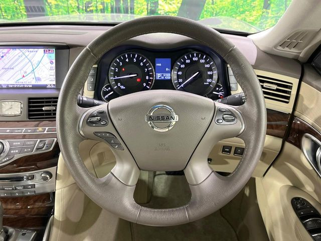 �y�N���[�Y�R���g���[���z�������H�����N���N���s�B�A�N�Z���𗣂��Ă���葬�x�ő��s���ł��A�������^�]���̕��S���y��!�����E�������ȒP�ȃX�C�b�`����Œ����ł��܂��B