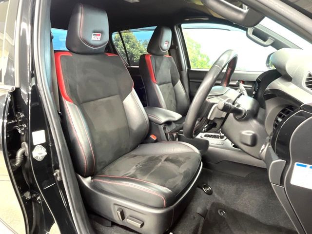 �y���烌�U�[�V�[�g�z����̂ӂ���肪�e�ՂŃ����e�i���X�����ȒP�ȁA�@�\���ɗD��鍇����v���̗p�����㎿�ȃV�[�g�ł��B����S�n���悭�A���������ӂ��S�n�ǂ��ԓ���Ԃ����o���Ă���܂��B