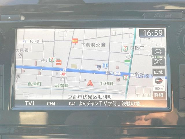 �y�����i�r�z�l�C�̏����i�r�𑕔����Ă���܂��B�i�r�̎g���₷���͂������A�I�[�f�B�I�@�\���[��!�L�����v�◷�s�͂������A�ʋ΂┃�����ȂǕ��i�̃h���C�u���y�����Ȃ�͂���