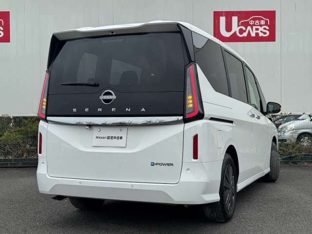 セレナ1.4 e-POWER XV