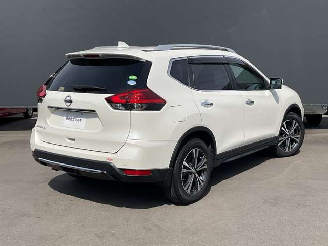 エクストレイル2.0 20Xi