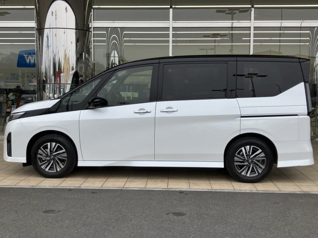 セレナ2.0 ハイウェイスターV