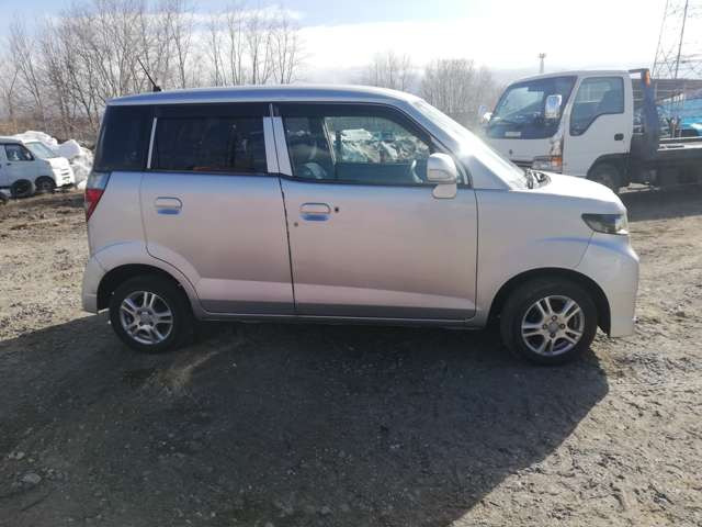 ゼストスパークG 4WD