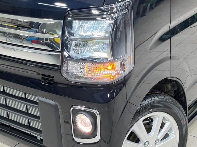 �yLED�w�b�h���C�g�z���V����ԑ��s�����ǍD�Ȏ��E���m�ۂ����S���ĉ^�]�ł��鍂�P�xLED�w�b�h���C�g�𑕔�!�_�����x�������A����d�͂��}�����Ă��܂��B