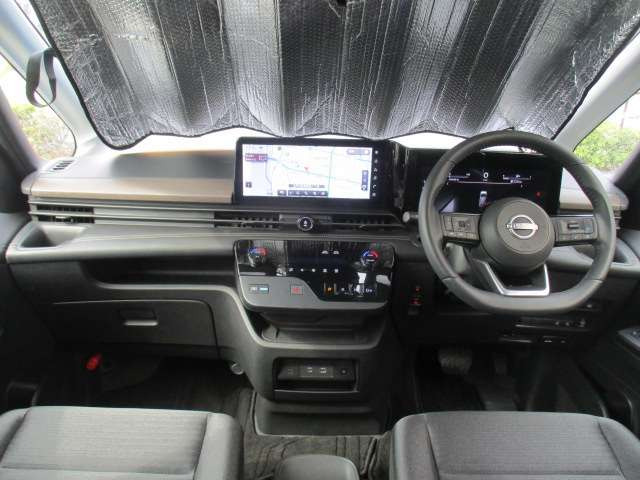 セレナ1.4 e-POWER ハイウェイスターV