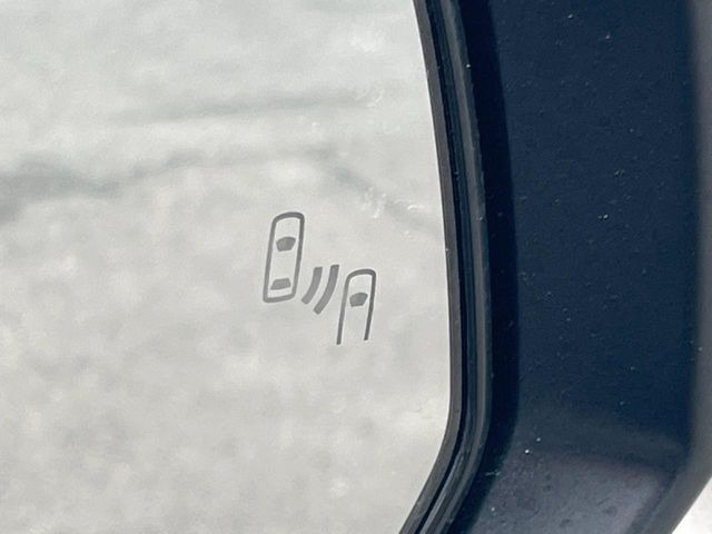 �y�u���C���h�X�|�b�g���j�^�[�z���s���A�h�A�~���[�̎��p�ɂȂ�₷���ӏ��Ɍ㑱�Ԃ��ڋ߂���ƃT�C�h�~���[�̃����Y�Ɍx����\��!�h���C�o�[�ɒ��ӊ��N�����Ă���܂��B