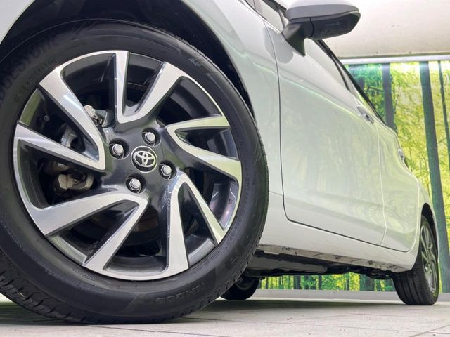 �y����16�C���`�A���~�z�C�[���z�O�ςɃ}�b�`���������A���~�z�C�[���𑕒����Ă���܂��B�e��ЊO�A���~�z�C�[����A�X�^�b�h���X�^�C�����戵�����Ă���܂��B���񂲑��k����������