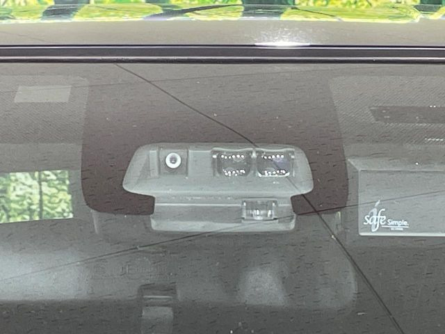 �y�g���^�Z�[�t�e�B�Z���X�z���s���ɑO���̎ԗ�����F�����A�Փ˂������Ȏ��͌x��ƃu���[�L�ŏՓˉ���Ɣ�Q�y�����A�V�X�g�B�����S�Ƀh���C�u�����y���݂��������܂��B