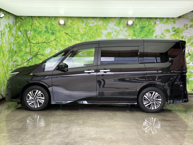 セレナ1.4 e-POWER ハイウェイスターV