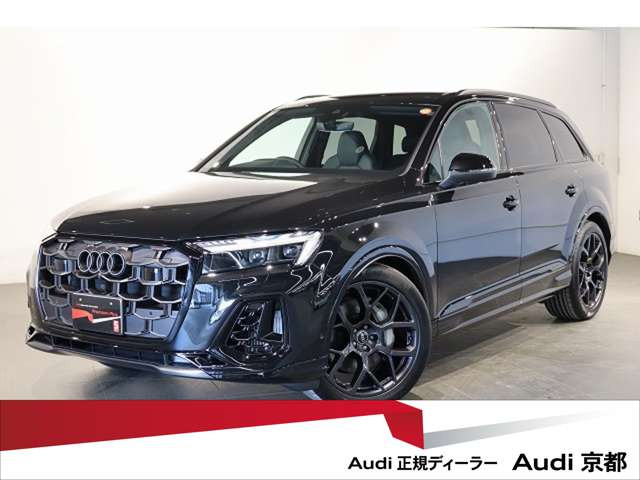 Q755 TFSI クワトロ Sライン 4WD