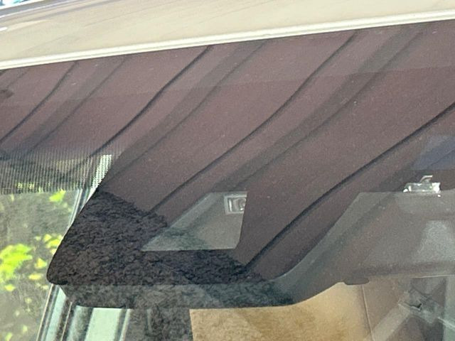 �y�g���^�Z�[�t�e�B�Z���X�z���s���ɑO���̎ԗ�����F�����A�Փ˂������Ȏ��͌x��ƃu���[�L�ŏՓˉ���Ɣ�Q�y�����A�V�X�g�B�����S�Ƀh���C�u�����y���݂��������܂��B