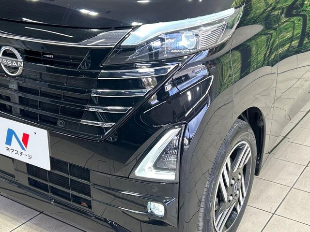 �yLED�w�b�h���C�g�z���V����ԑ��s�����ǍD�Ȏ��E���m�ۂ����S���ĉ^�]�ł��鍂�P�xLED�w�b�h���C�g�𑕔�!�_�����x�������A����d�͂��}�����Ă��܂��B