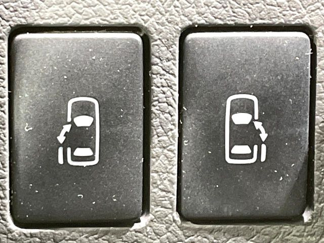 �y�����p���[�X���C�h�h�A�z�X�}�[�g�L�[��^�]�Ȃ̃X�C�b�`�Ō�ȗ����X���C�h�h�A�̊J���\���d��������͂����ăh�A���J����K�v�������A�����Ȃ��q�l�ł��ȒP�ɊJ���߂ł����K�ł���